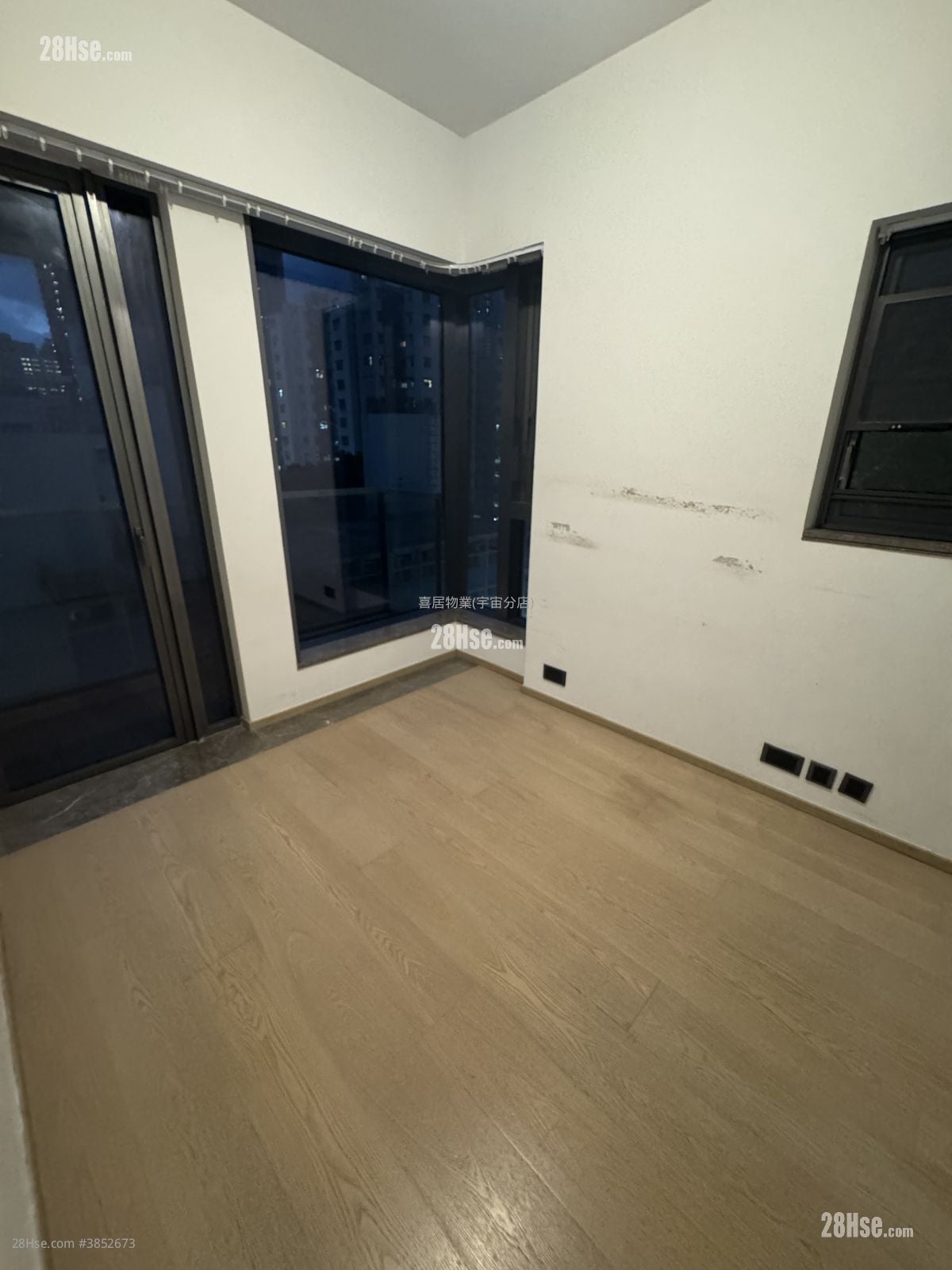Phase 1B Of The Campton Rental 3 Bedrooms , 1 Bathroom 618 ft²