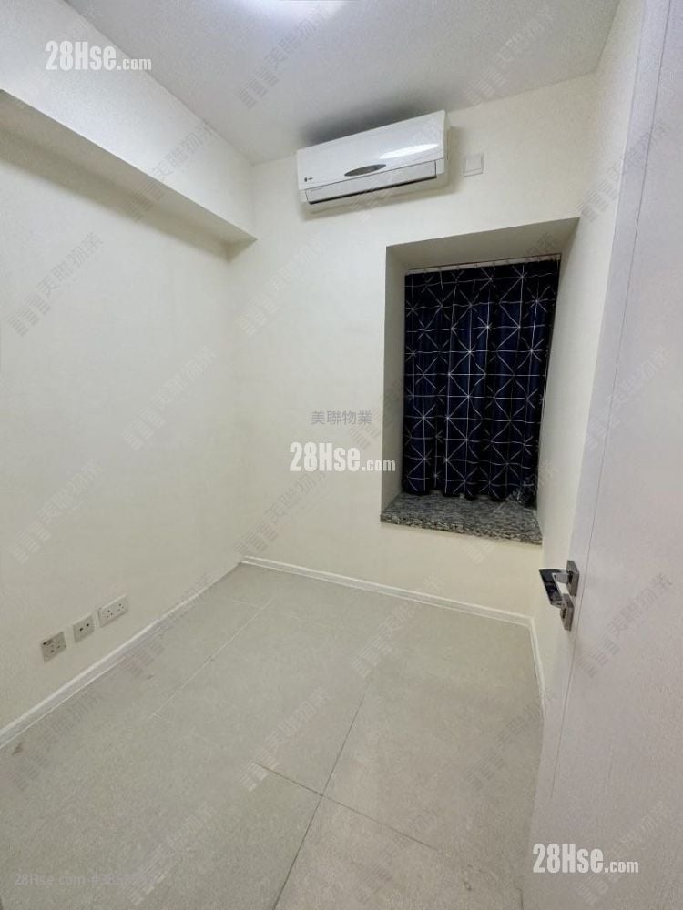 City Point Sell 3 Bedrooms , 2 Bathrooms 686 ft²