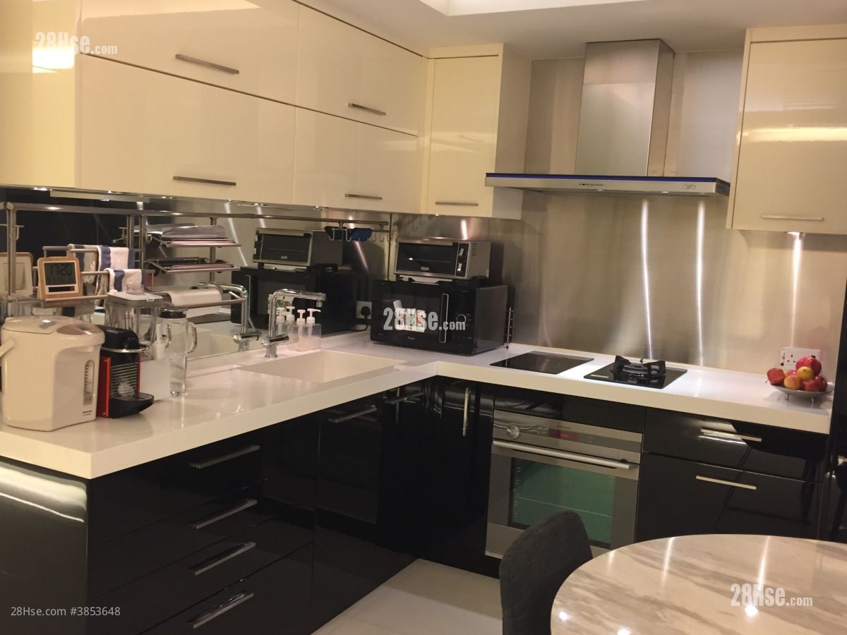 Comfort Gardens Sell 3 Bedrooms , 2 Bathrooms 992 ft²