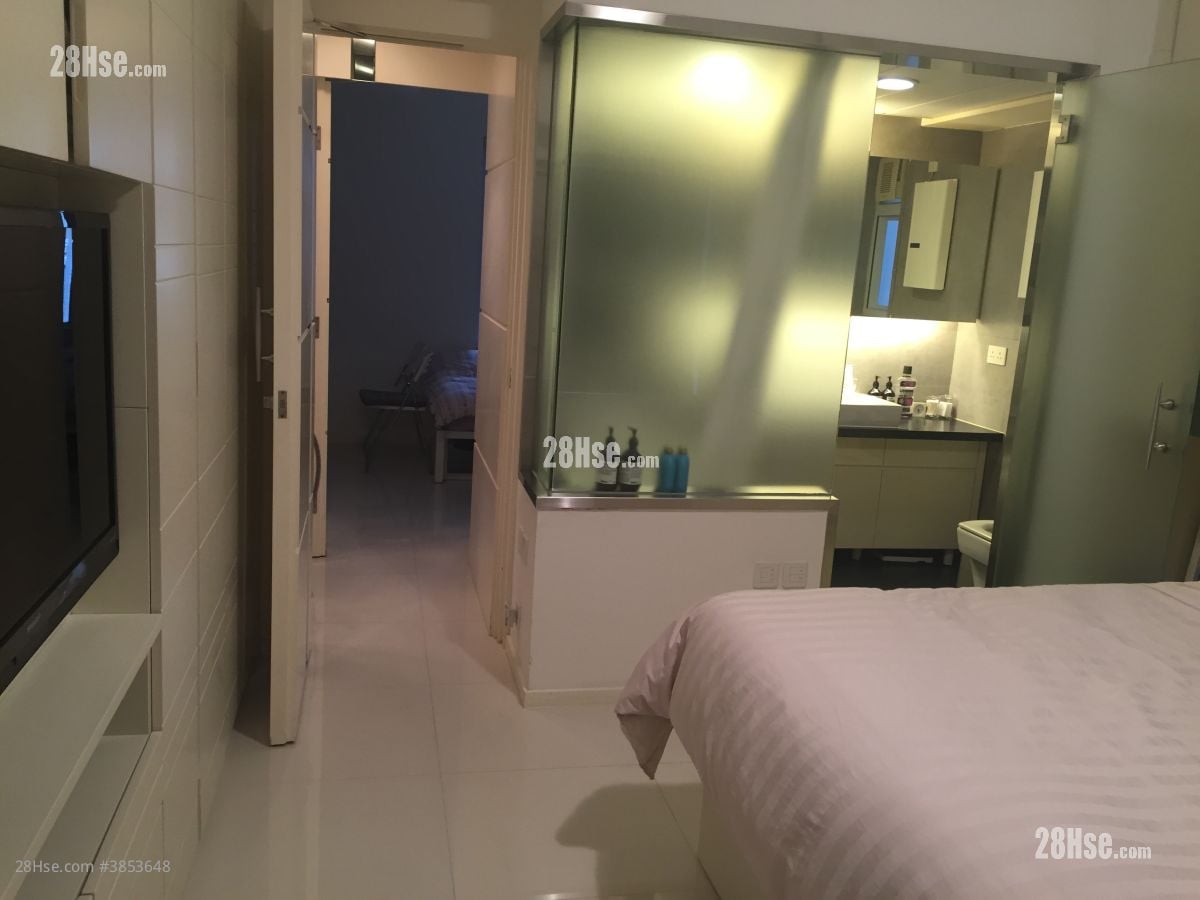 Comfort Gardens Sell 3 Bedrooms , 2 Bathrooms 992 ft²