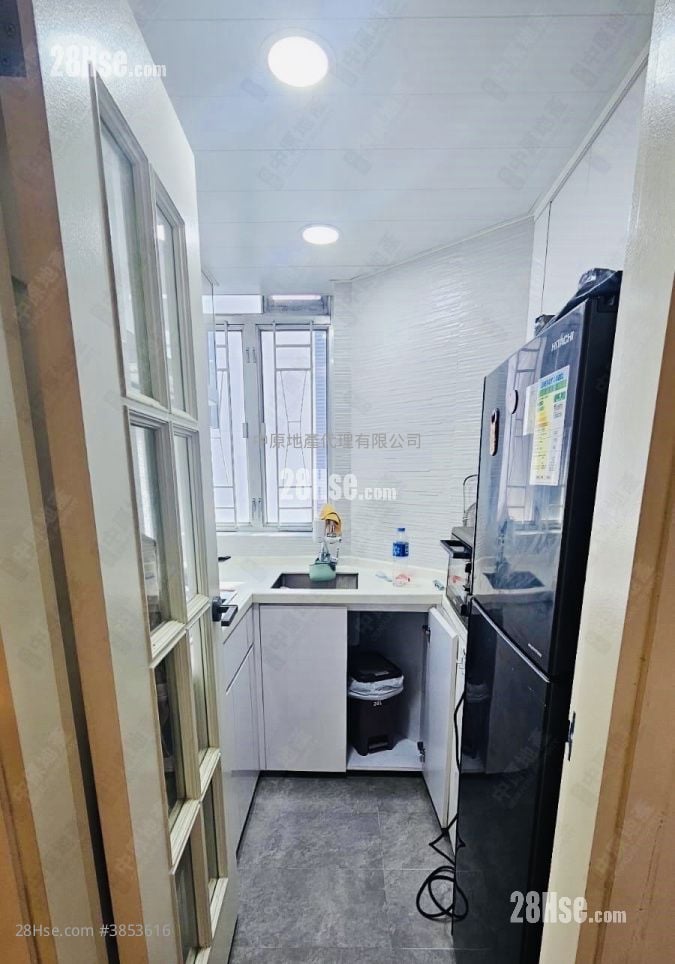 Discovery Park Sell 2 Bedrooms 477 ft²