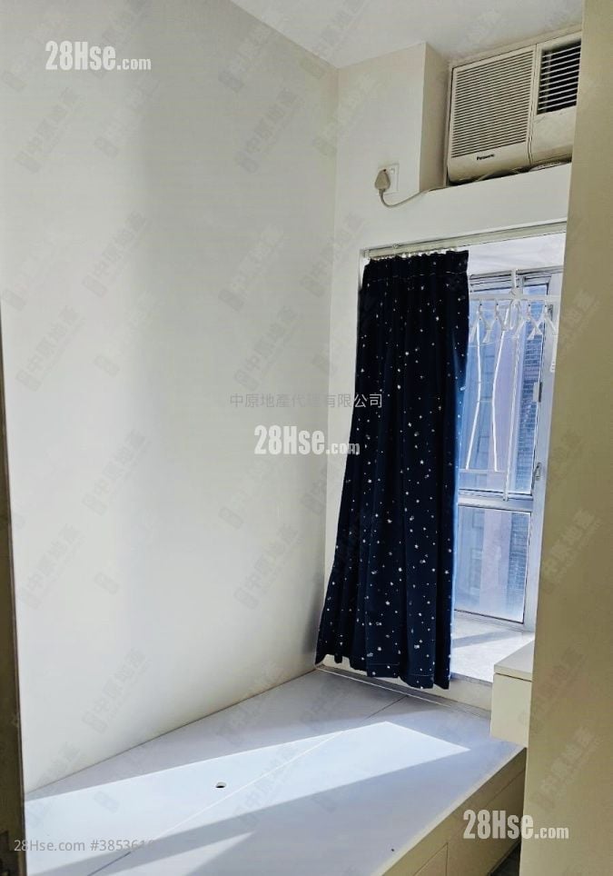 Discovery Park Sell 2 Bedrooms 477 ft²