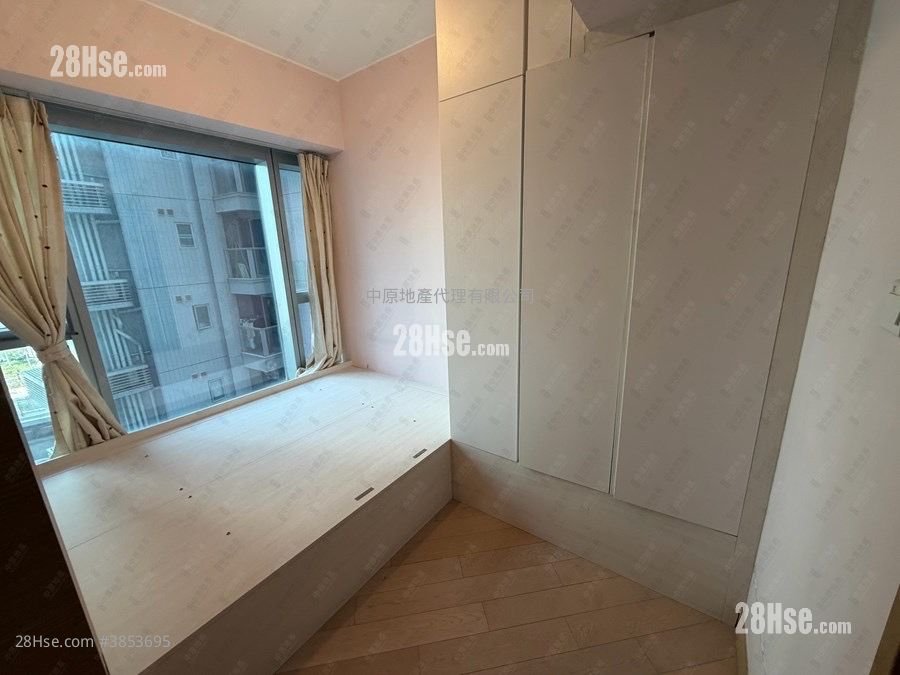 Century Link Sell 2 Bedrooms , 2 Bathrooms 484 ft²