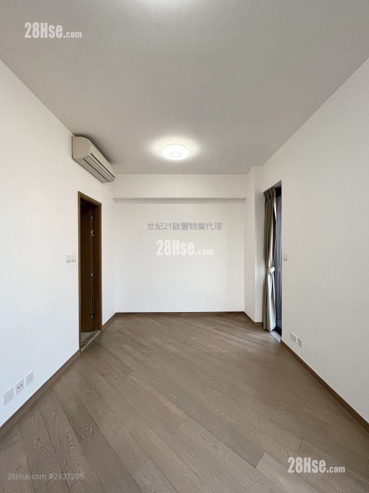 Vibe Centro Rental 4 Bedrooms , 3 Bathrooms 1,010 ft²