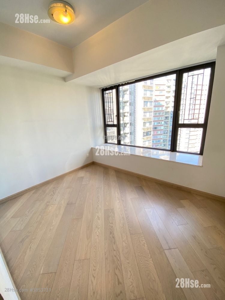 Park Signature Sell 3 Bedrooms 669 ft²