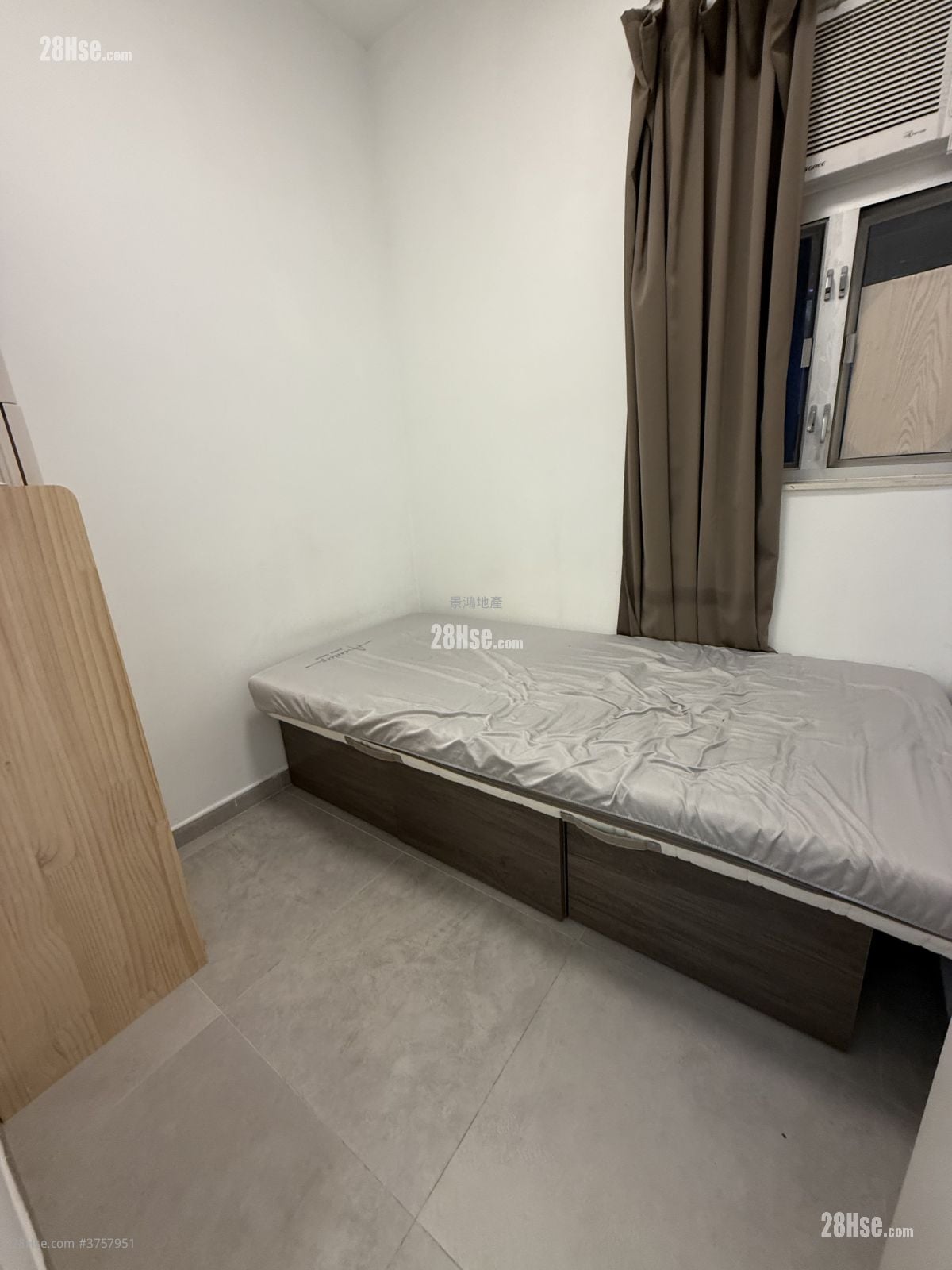 Man Yiu Building Rental 1 Bedroom , 1 Bathroom 180 ft²