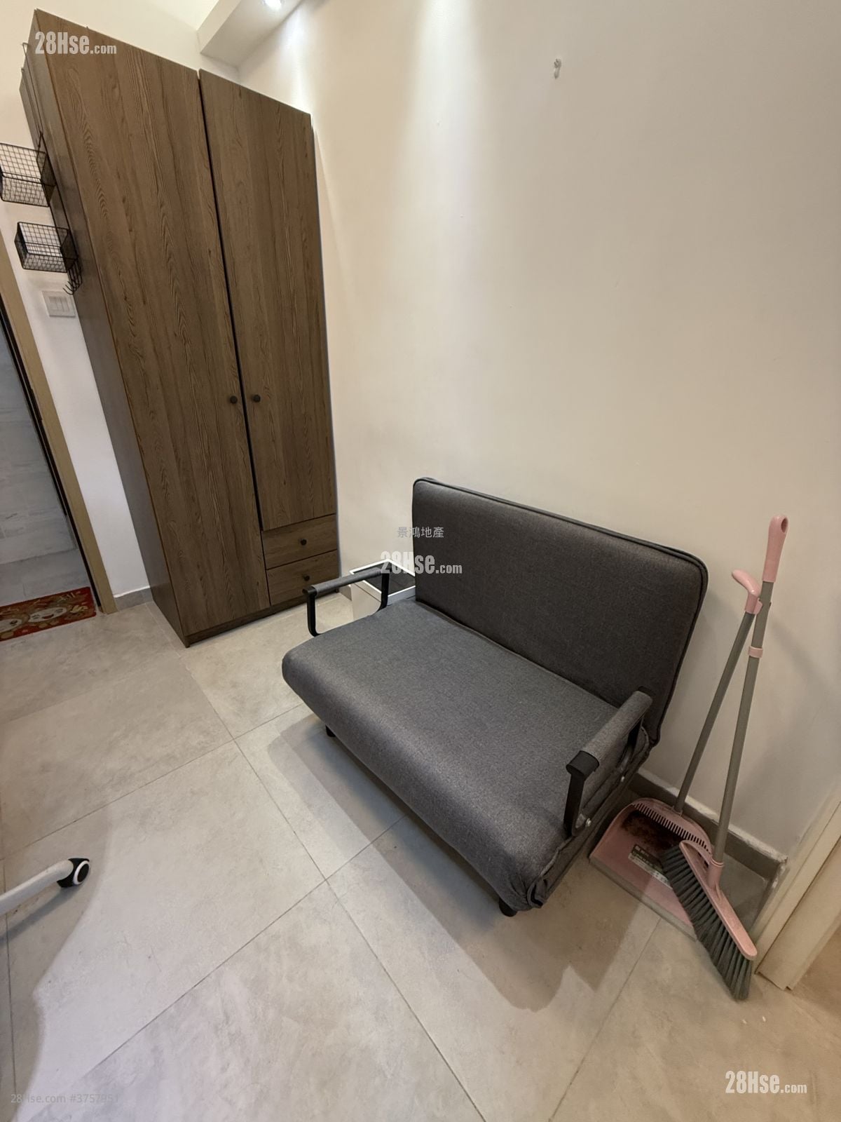 Man Yiu Building Rental 1 Bedroom , 1 Bathroom 180 ft²