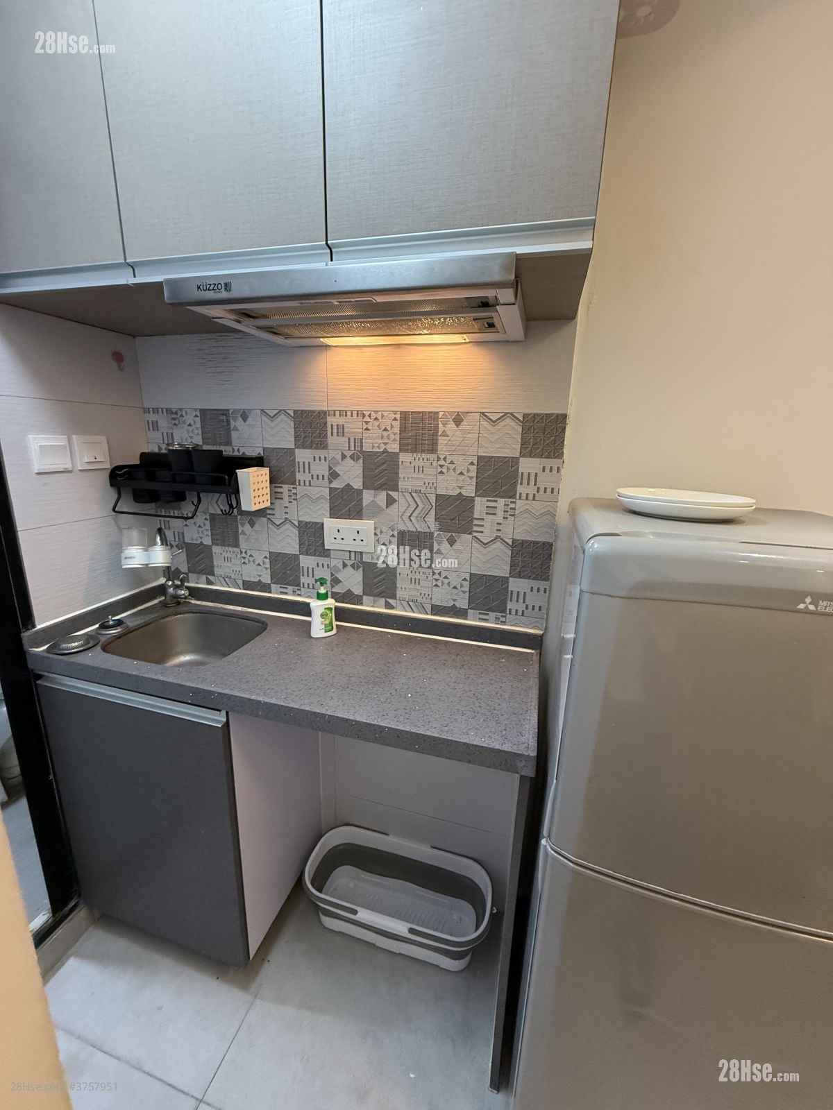 Man Yiu Building Rental 1 Bedroom , 1 Bathroom 180 ft²