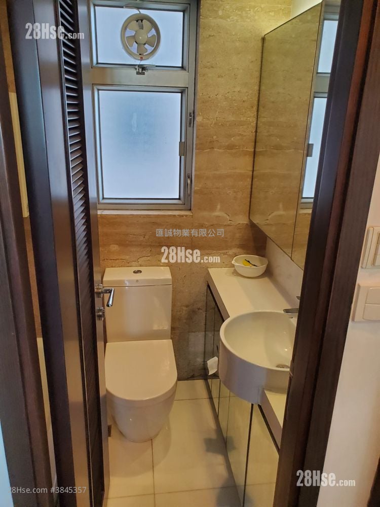 Grand Waterfront Sell 1 Bedroom , 1 Bathroom 360 ft²