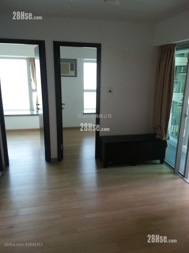 Grand Waterfront Sell 1 Bedroom , 1 Bathroom 360 ft²