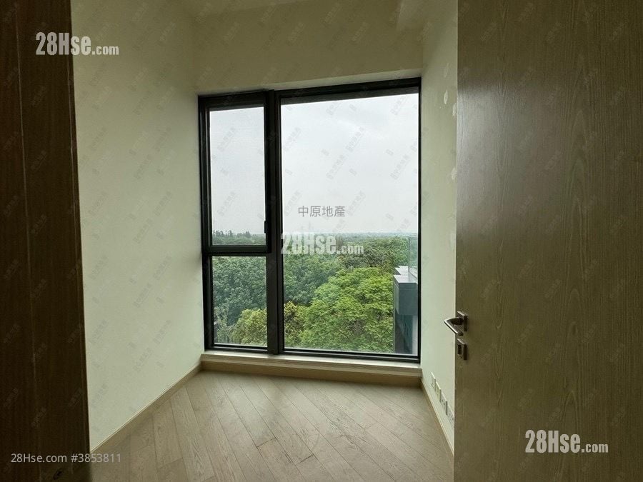 Wetland Seasons Park Sell 1,272 ft²