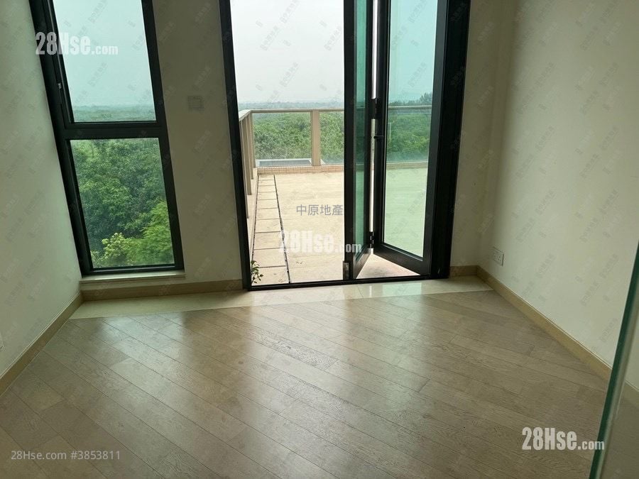 Wetland Seasons Park Sell 1,272 ft²