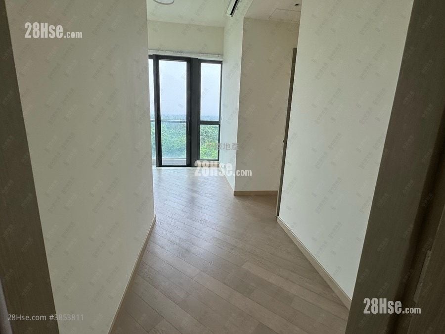 Wetland Seasons Park Sell 1,272 ft²