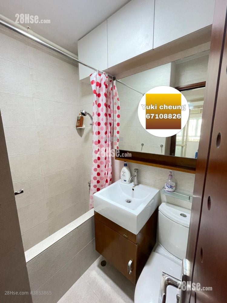 Wai Ching Court Sell 270 ft²