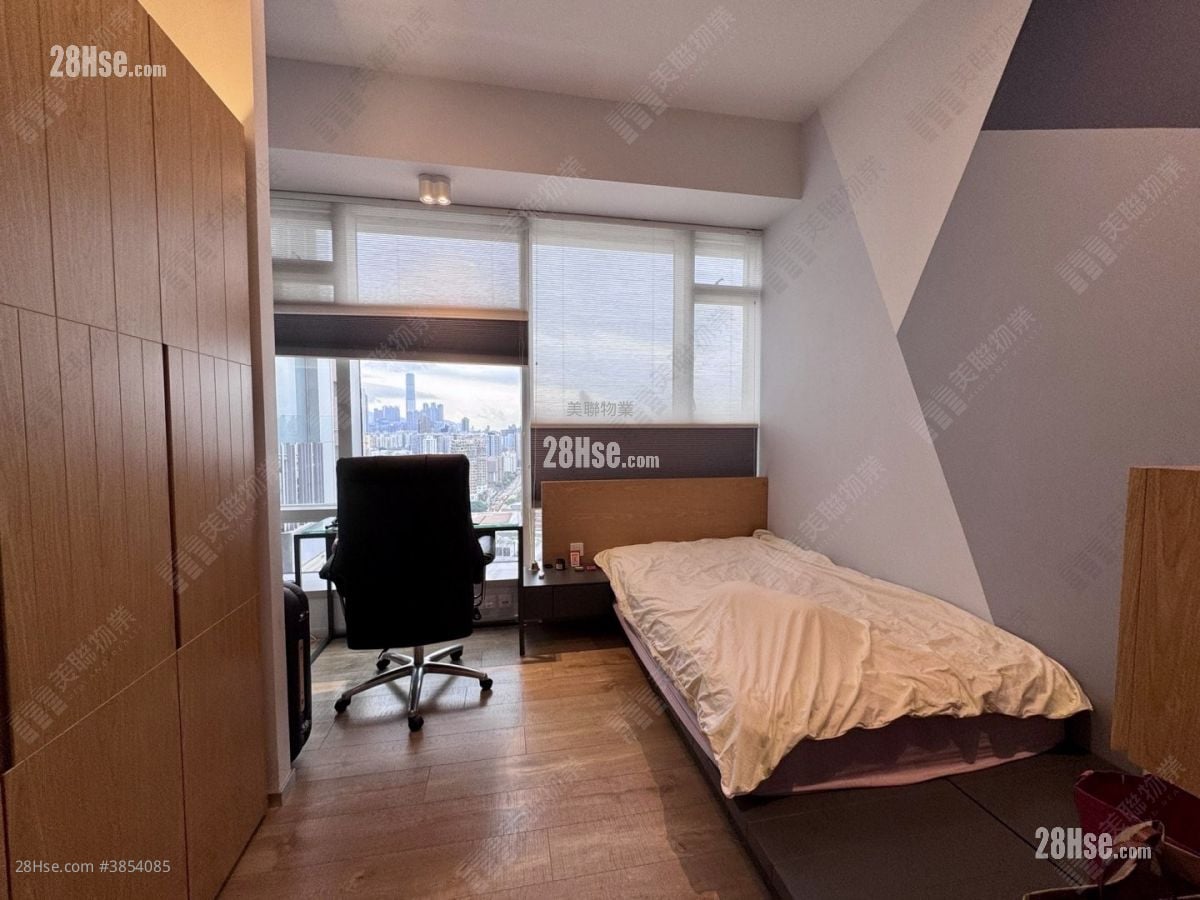 Forfar Sell 4 Bedrooms 1,755 ft²