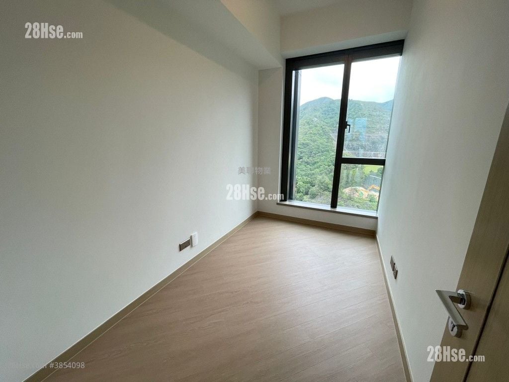 St. Michel Sell 4 Bedrooms , 2 Bathrooms 1,103 ft²