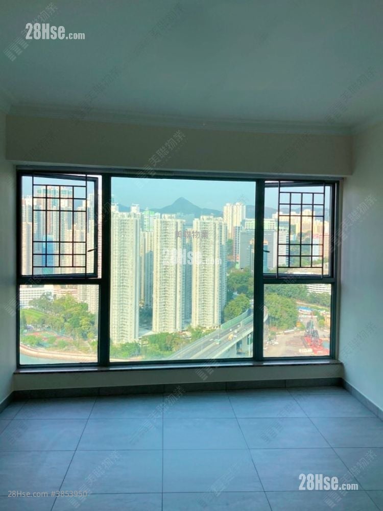 Tierra Verde Sell 3 Bedrooms , 2 Bathrooms 769 ft²