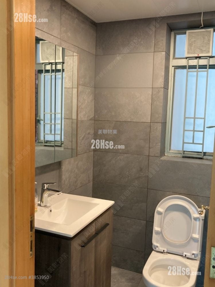 Tierra Verde Sell 3 Bedrooms , 2 Bathrooms 769 ft²