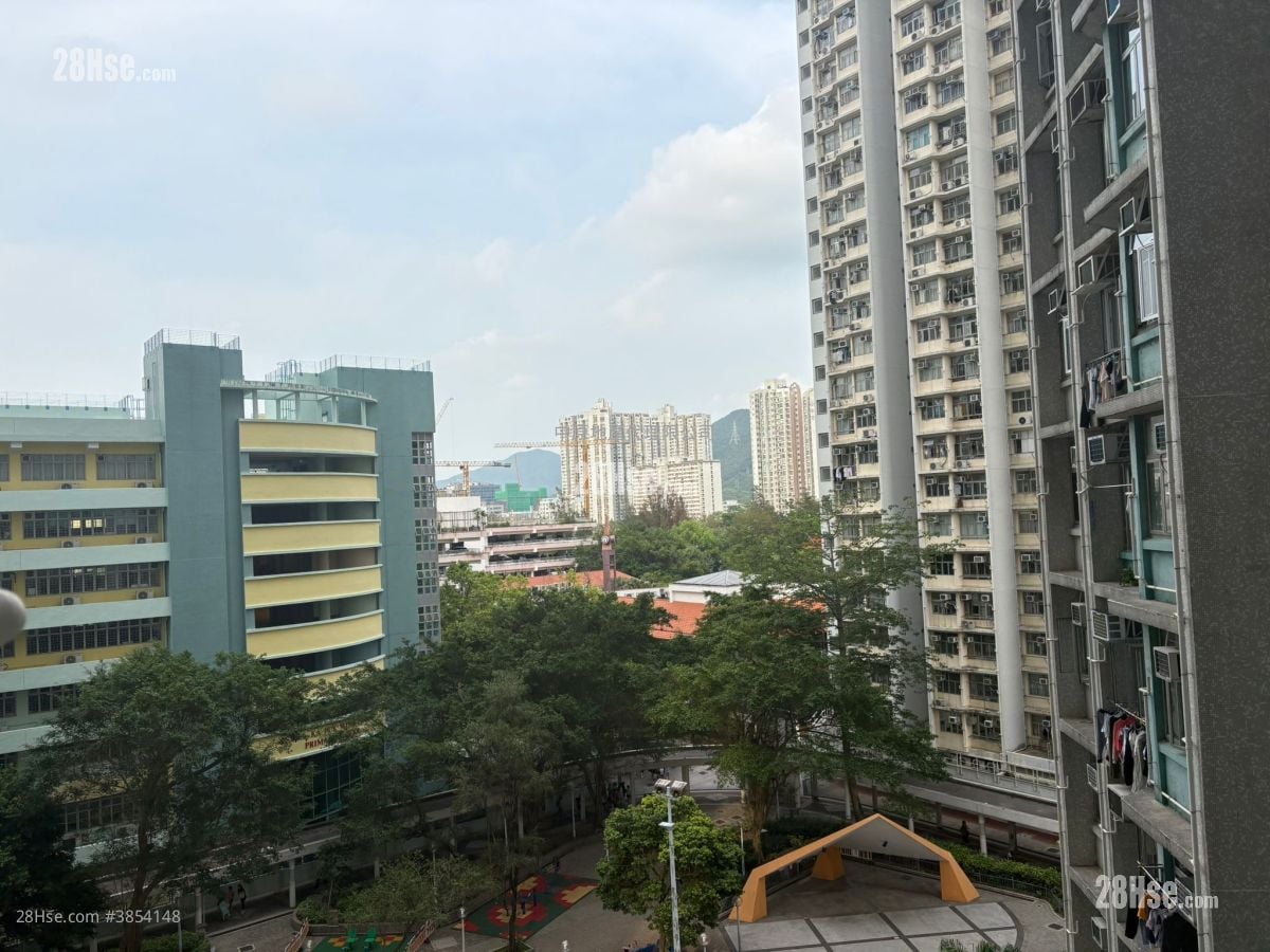 Ka Shing Court Sell 2 Bedrooms , 1 Bathroom 546 ft²