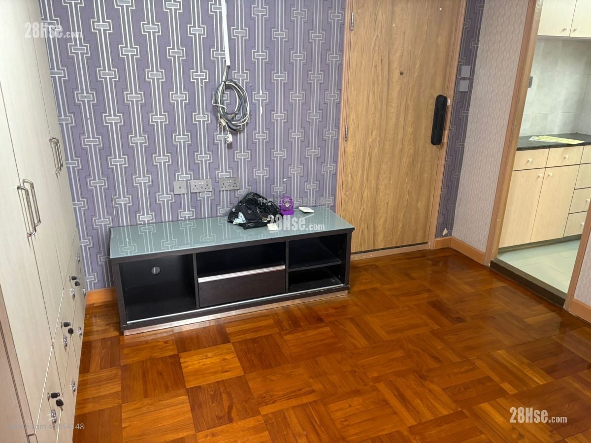 Ka Shing Court Sell 2 Bedrooms , 1 Bathroom 546 ft²