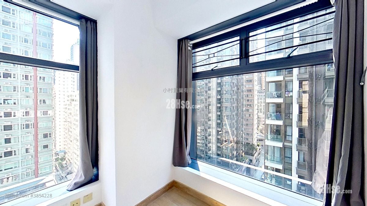 bedroom 2: High Park 99 Rental 3 Bedrooms , 2 Bathrooms 610 ft²