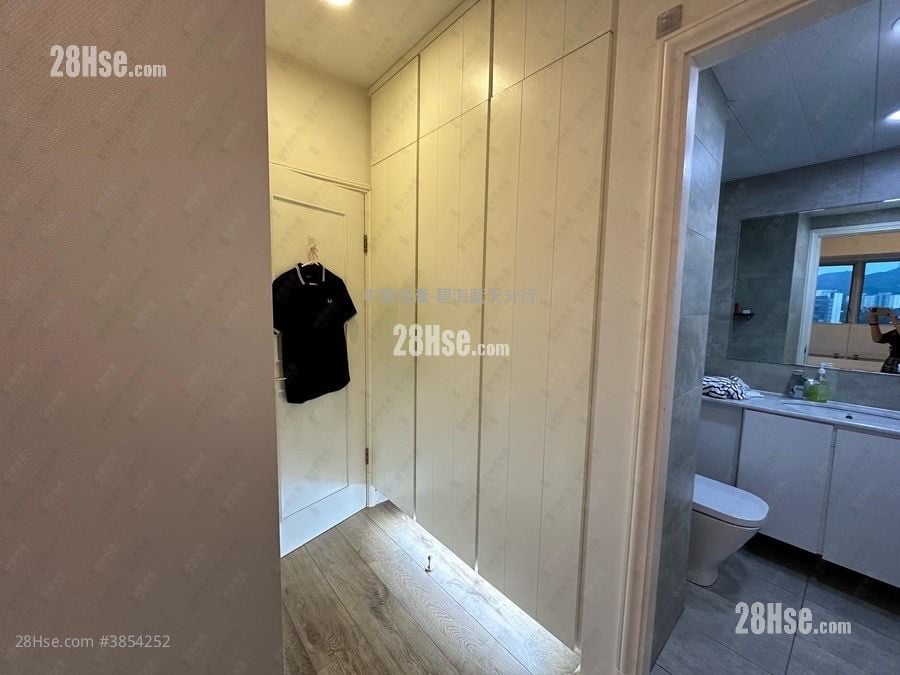 Banyan Garden Sell 3 Bedrooms , 2 Bathrooms 660 ft²