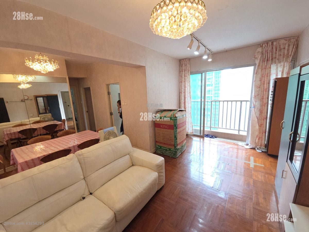 Waterloo Heights Garden Sell 2 Bedrooms , 1 Bathroom 651 ft²