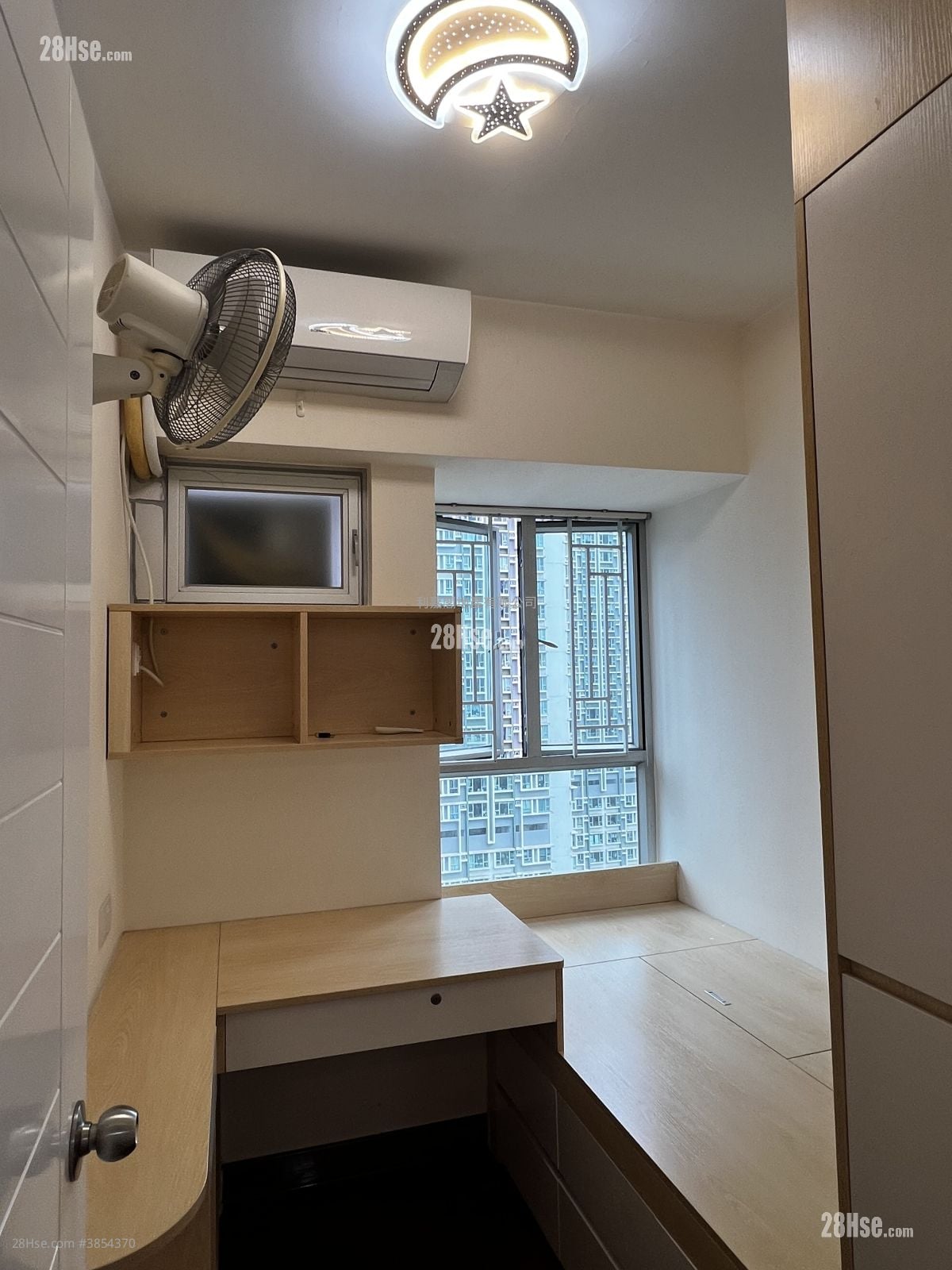 Summit Terrace Sell 2 Bedrooms , 1 Bathroom 450 ft²