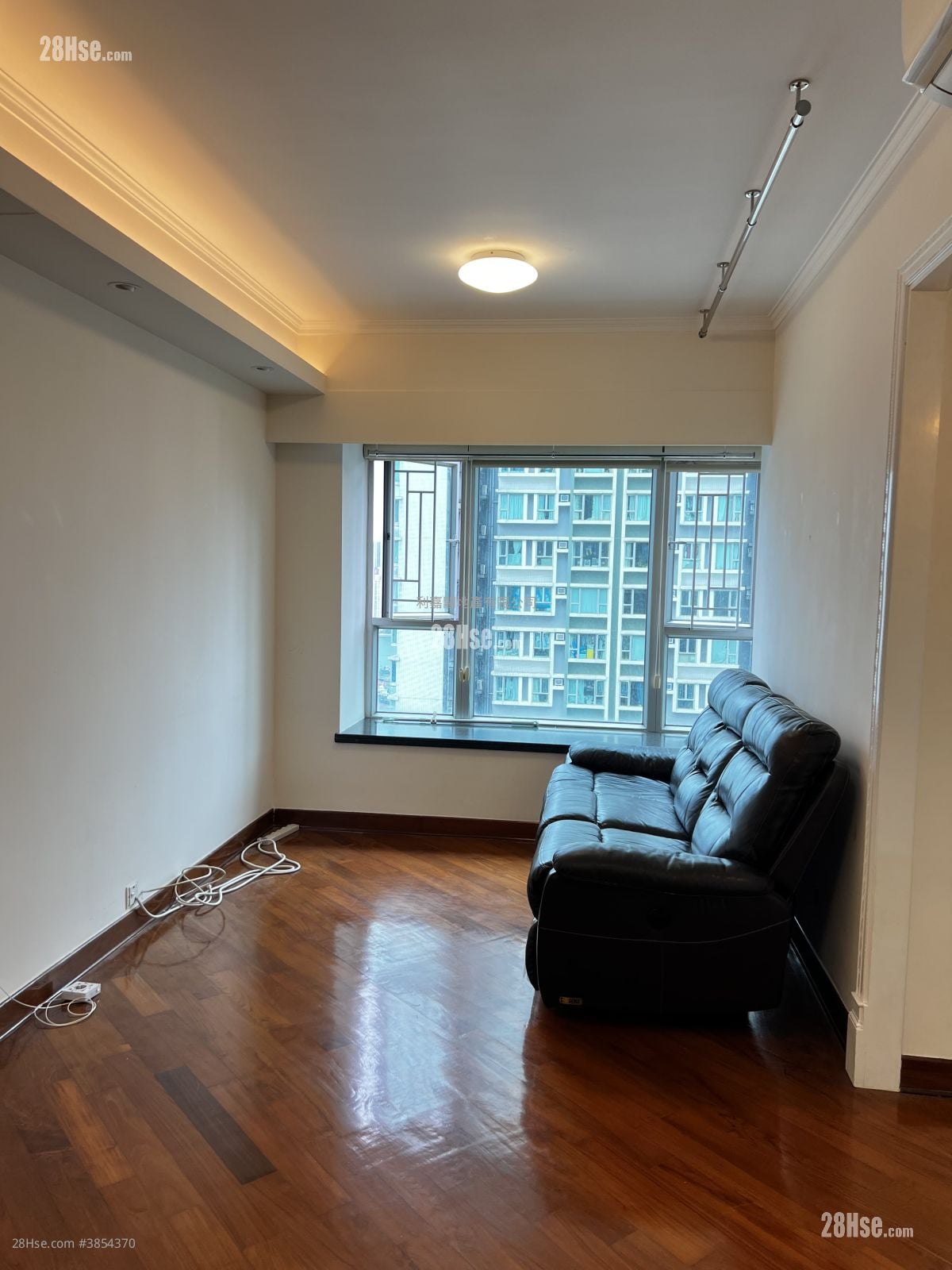 Summit Terrace Sell 2 Bedrooms , 1 Bathroom 450 ft²