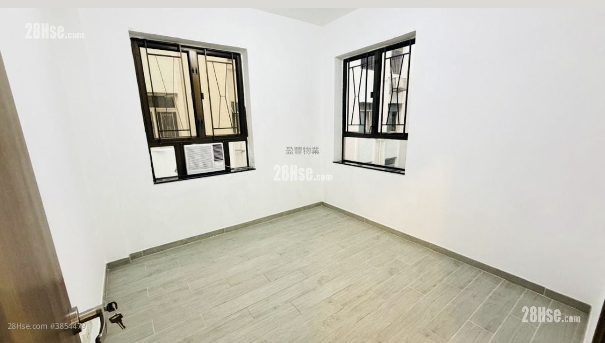 Vienna Mansion Rental 2 Bedrooms , 1 Bathroom 600 ft²