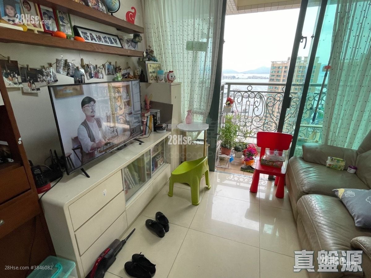 Oceania Heights Sell 3 Bedrooms , 1 Bathroom 586 ft²