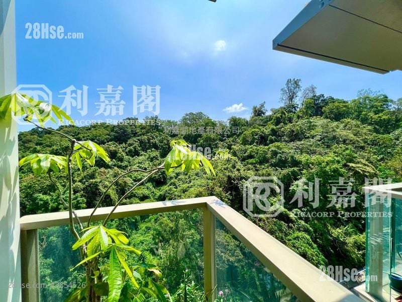 Park Mediterranean Sell 2 Bedrooms , 1 Bathroom 585 ft²