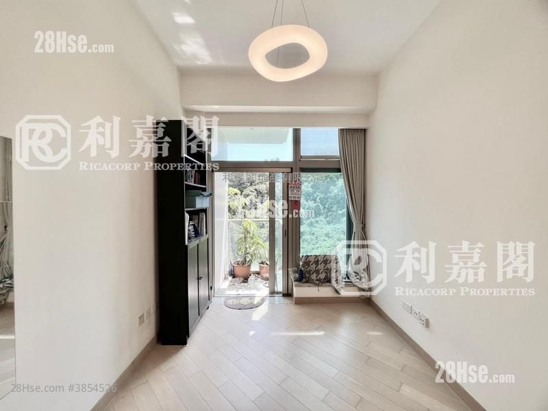 Park Mediterranean Sell 2 Bedrooms , 1 Bathroom 585 ft²