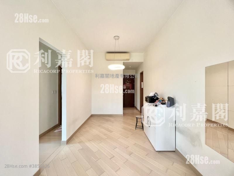 Park Mediterranean Sell 2 Bedrooms , 1 Bathroom 585 ft²