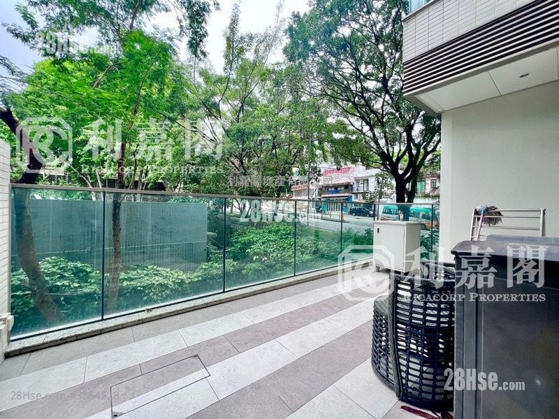 Park Mediterranean Sell 2 Bedrooms , 1 Bathroom 528 ft²