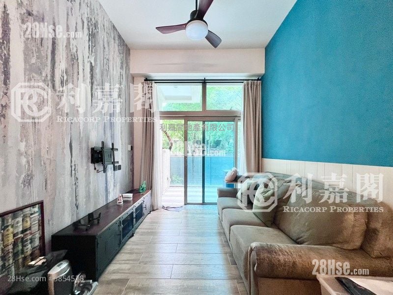 Park Mediterranean Sell 2 Bedrooms , 1 Bathroom 528 ft²