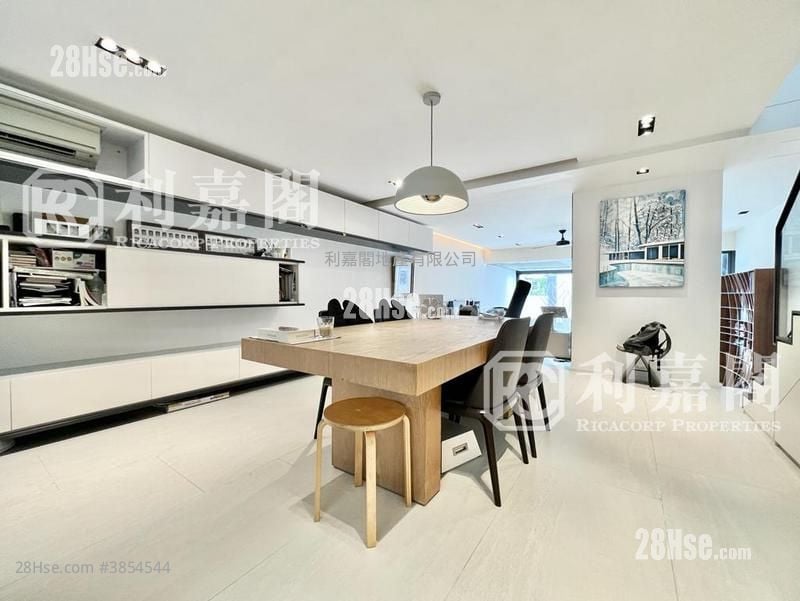 Habitat Sell 4 Bedrooms , 3 Bathrooms 1,481 ft²