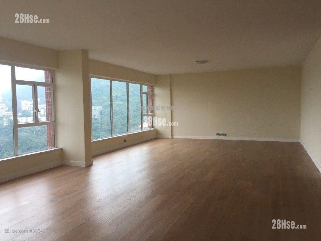 Leon Court Sell 4 Bedrooms , 3 Bathrooms 2,480 ft²