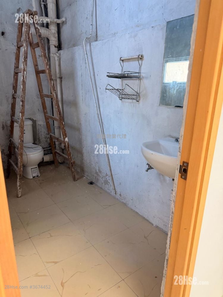 Wah Wai Centre Rental 1 Toilet