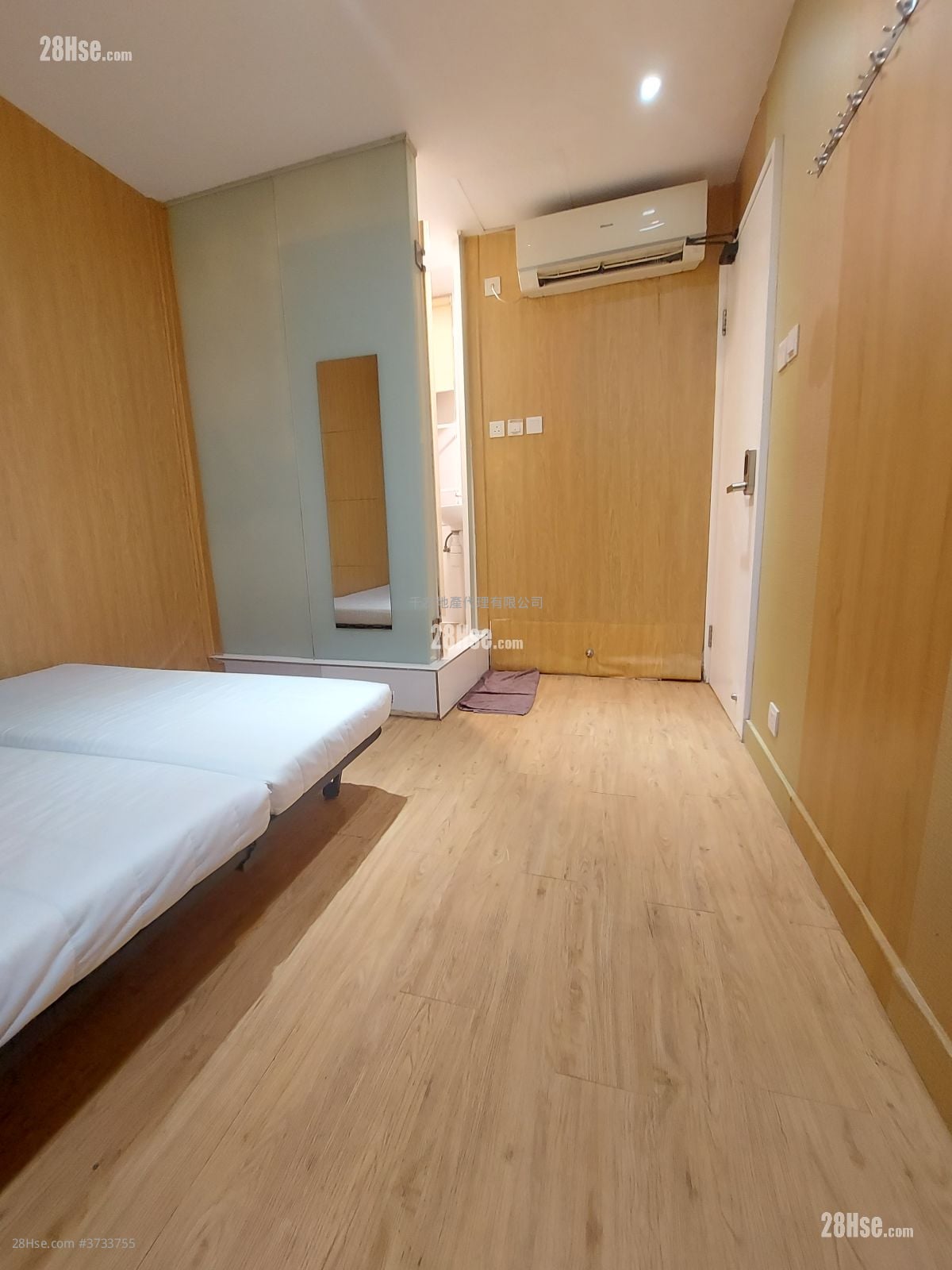 Nos.15-17A Cameron Road Rental Studio , 1 Bathroom 110 ft²