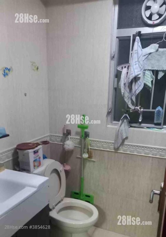 Tsui Lai Garden Sell 2 Bedrooms , 1 Bathroom 591 ft²