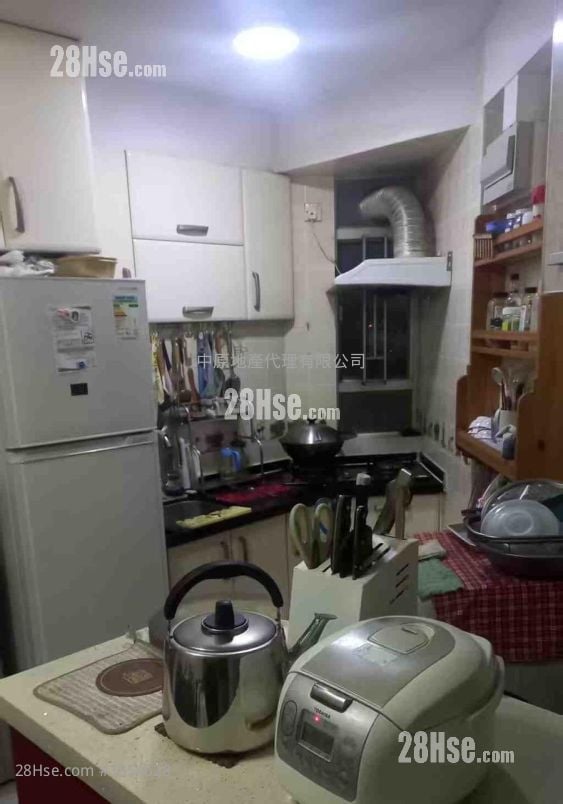 Tsui Lai Garden Sell 2 Bedrooms , 1 Bathroom 591 ft²