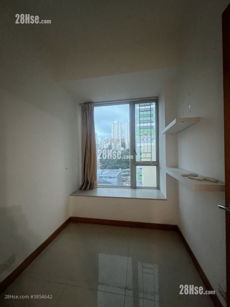 Indihome Sell 3 Bedrooms , 2 Bathrooms 538 ft²