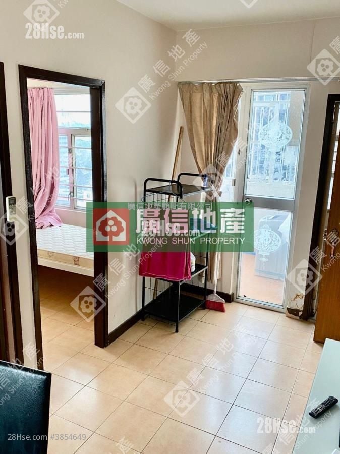 Chee Hing Building Sell 2 Bedrooms , 1 Bathroom 333 ft²