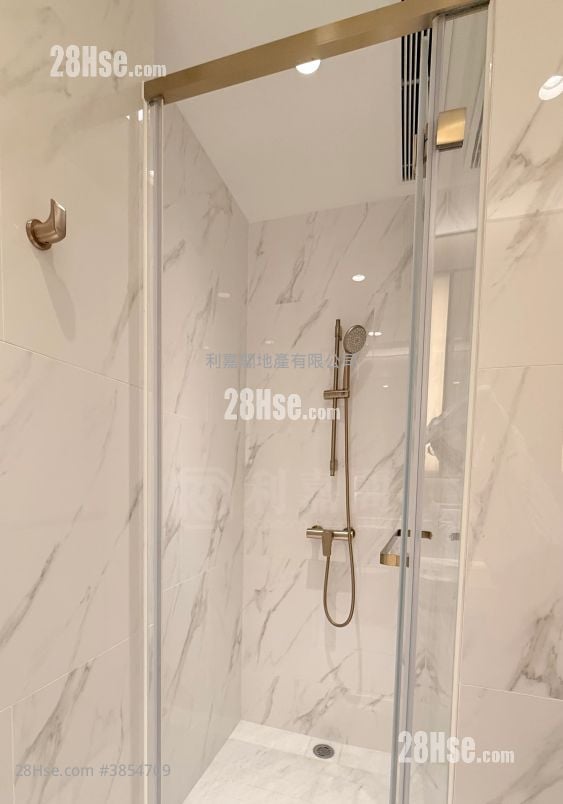 Double Coast Rental 319 ft²
