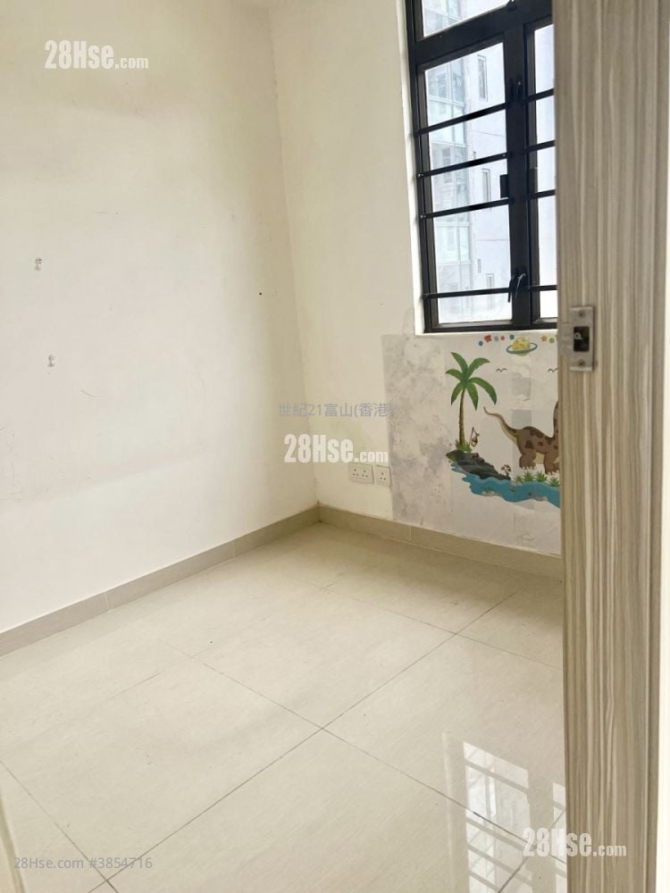 Tsui Fung Building Sell 2 Bedrooms , 1 Bathroom 438 ft²