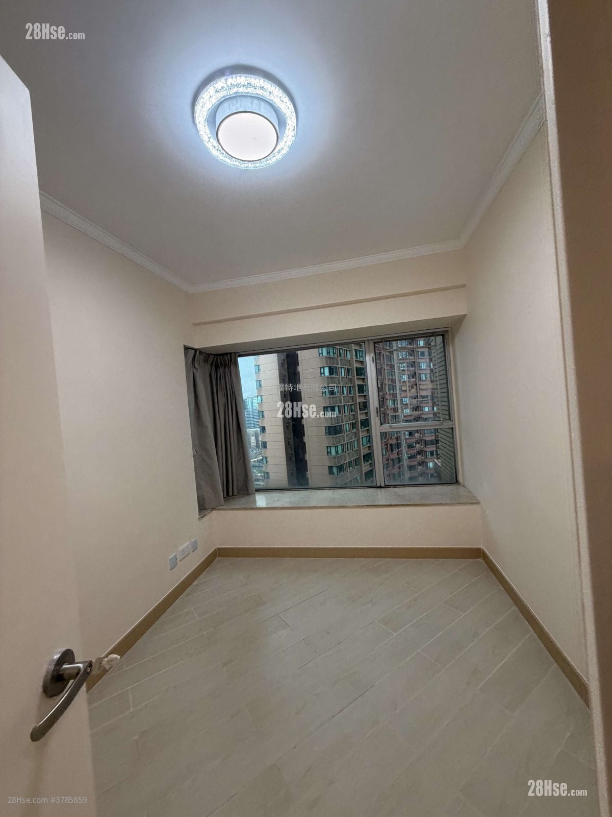 The Waterfront Rental 3 Bedrooms , 2 Bathrooms 934 ft²