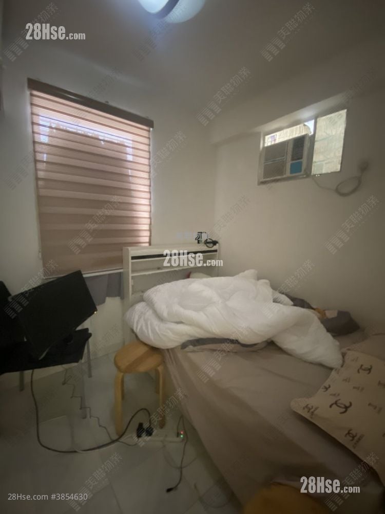 Tsui Lai Garden Sell 3 Bedrooms 591 ft²