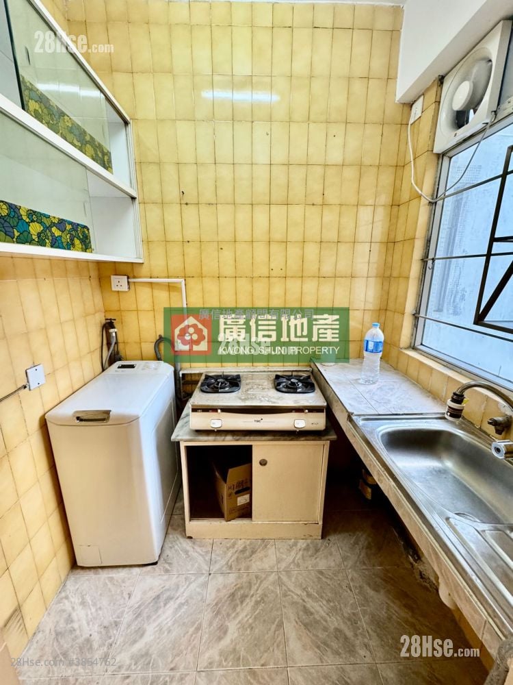 顺昌大厦 租盘 2 房 , 1 浴室 394 平方尺