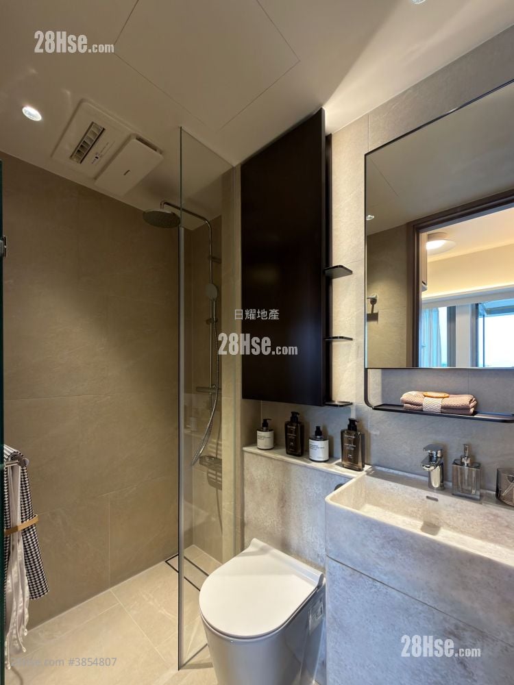 Finnie Sell 3 Bedrooms , 1 Bathroom 567 ft²